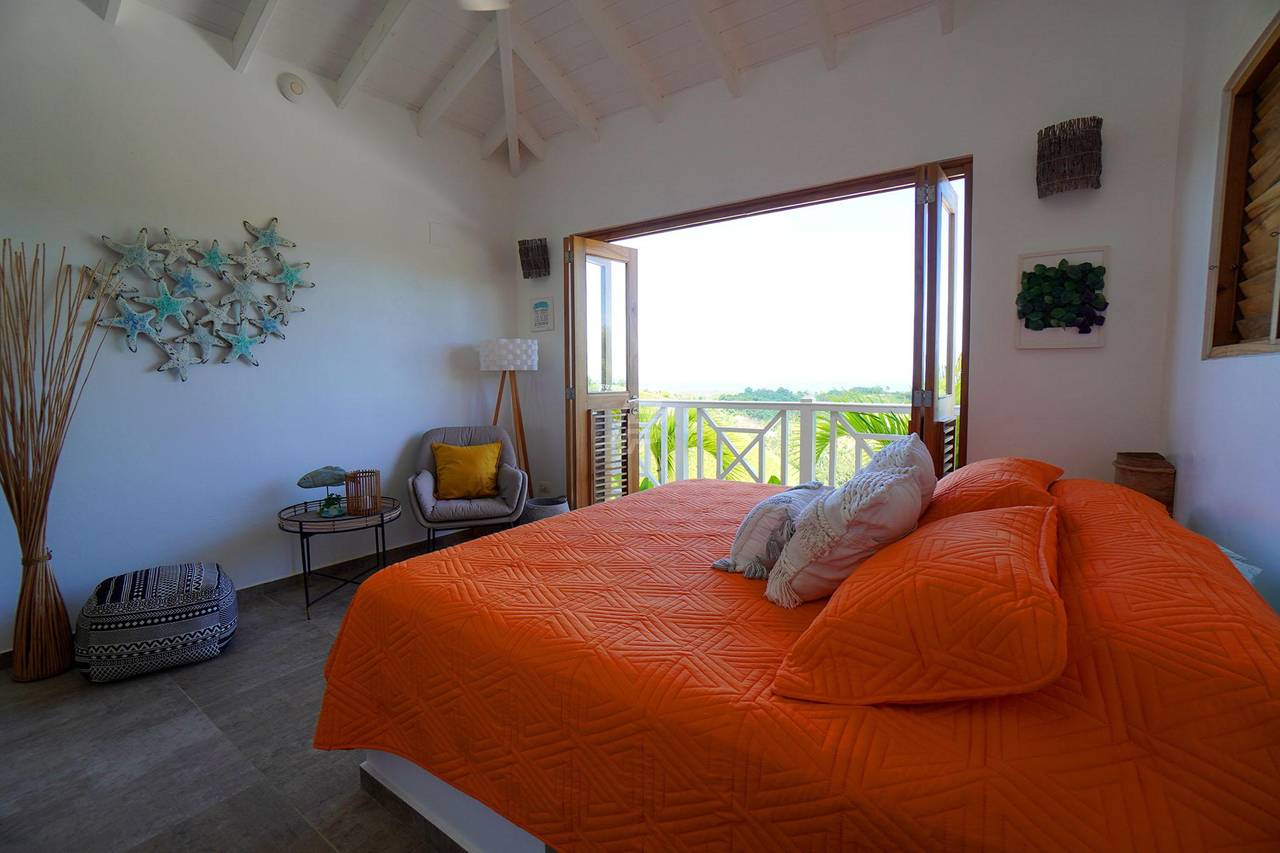 Villa moderna con vista al mar en Cosón 12