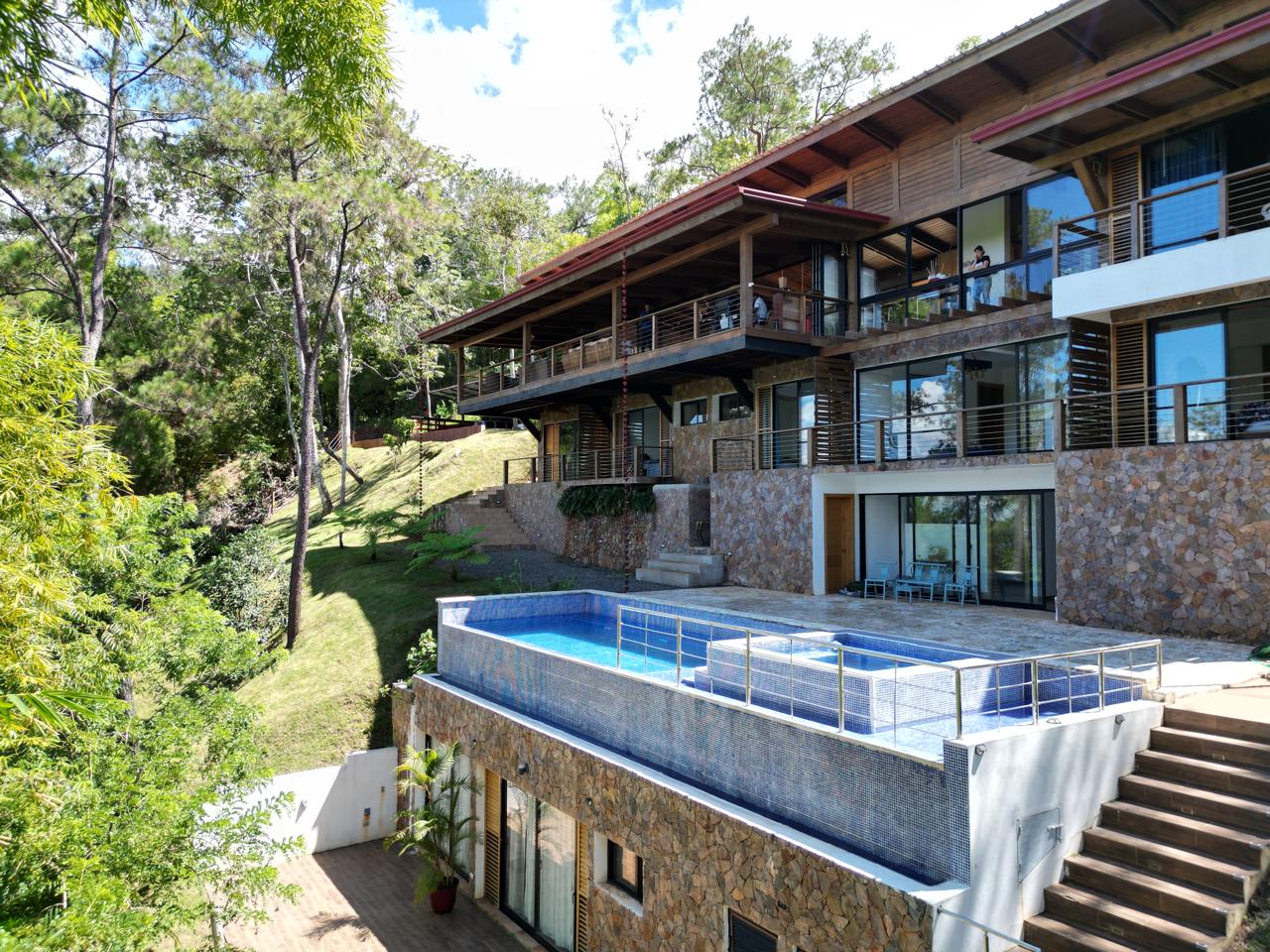 Villa Las Neblinas 2