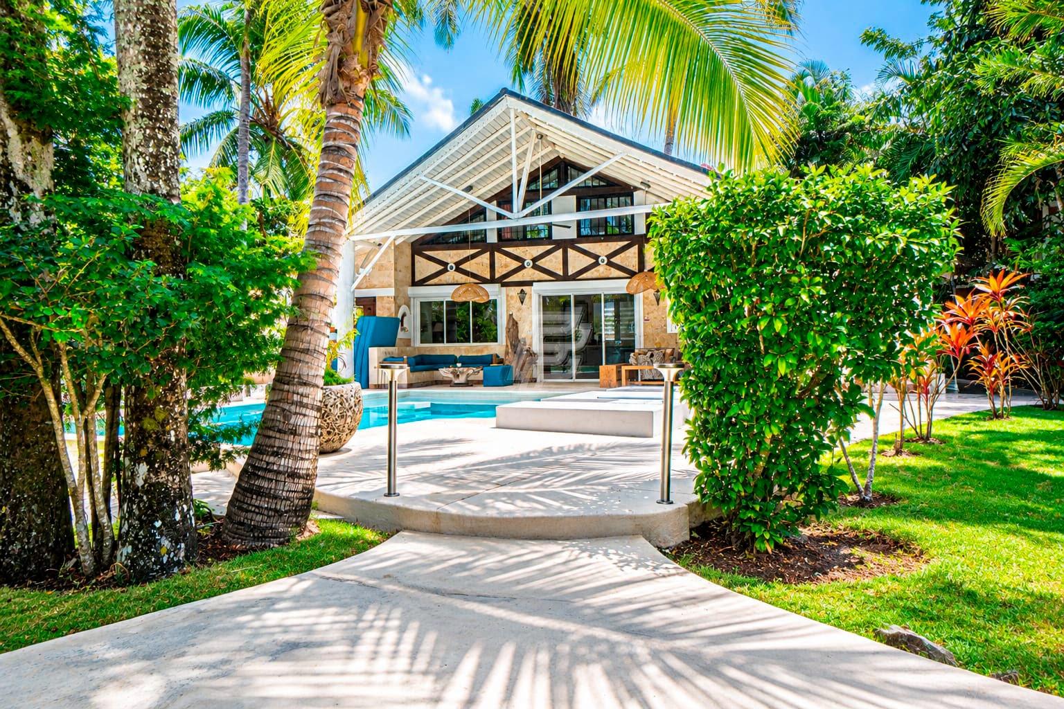 Tropical Luxury Villa, Playa Las Ballenas, LAS TERRENAS, DOMINICAN REPUBLIC