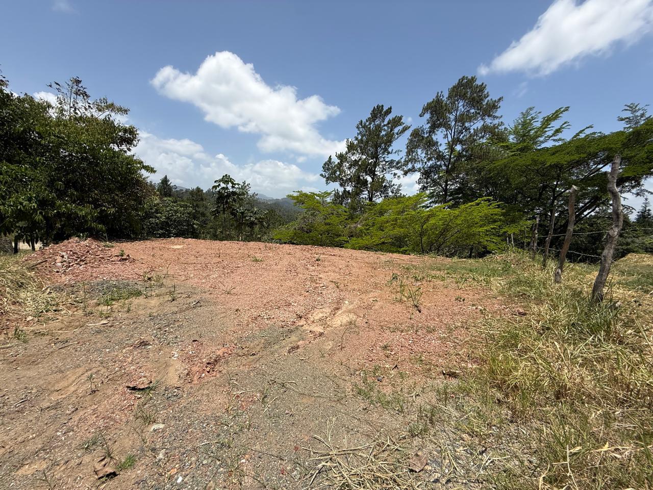 Terreno en Monte Bonito 3